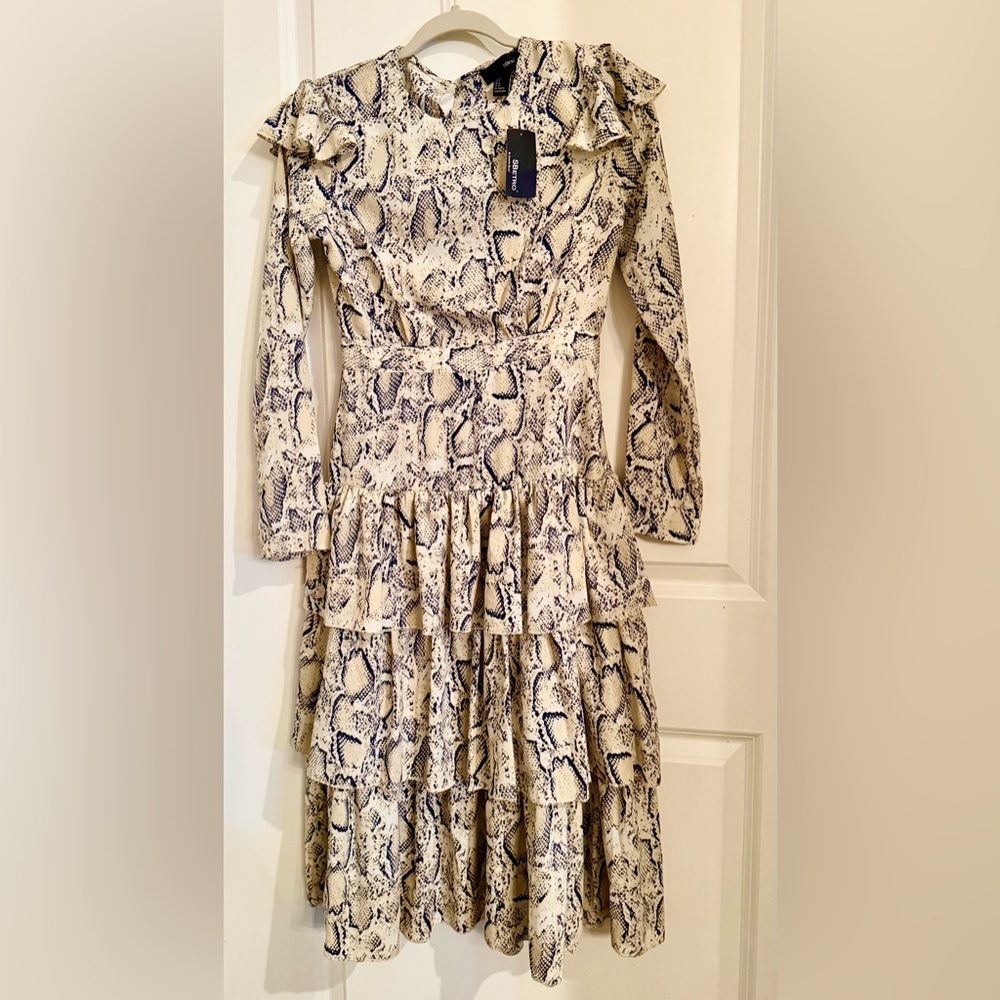 SBetro Women’s Long Sleeve Midi Dress | Navy & Ivory | Sz. Small (NWT)